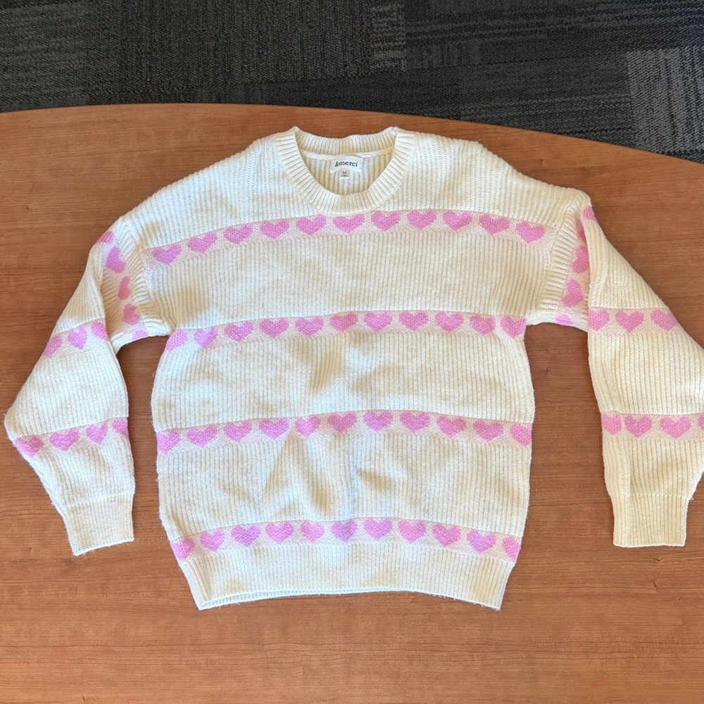 &merci Heart Sweater